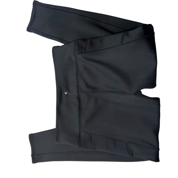 Kyodan Black Leggings with Modern Cutout Design - Picture 1 of 6